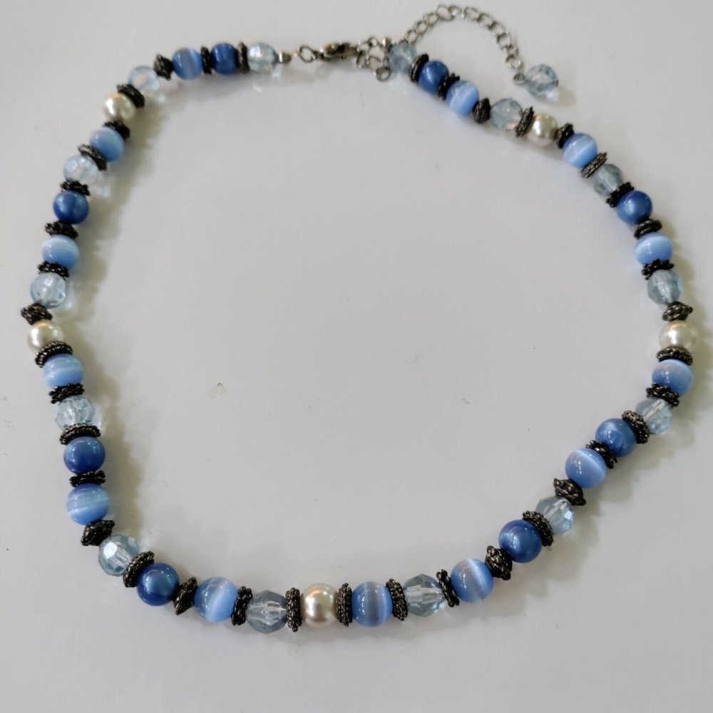 4/$20 Sky Blue Cats Eye Glass Faceted Glass Bead Necklace Collar Length